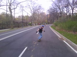 Qbn longboard central park carving